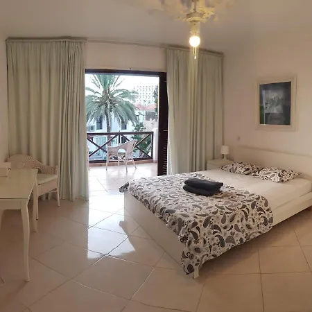 Apartment Paraiso Royal First Line *